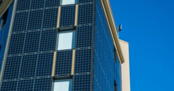 Fraunhofer: Intelligent module facades for energy-efficient houses (picture: adobe stock - andrey)