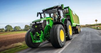 John Deere: Präzisionslandwirtschaft trifft auf Fahrkomfort (Foto: John Deere)