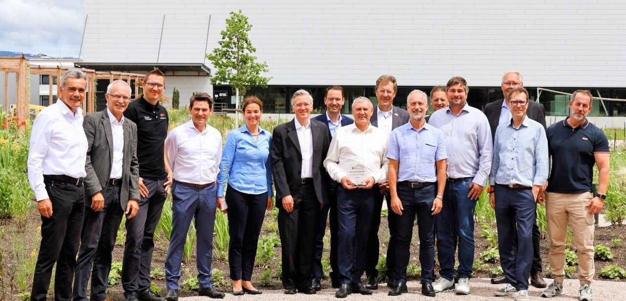 Busch Vacuum Solutions erhält den "Regional Supplier Recognition Award 2023" von Texas (Foto: Busch Vacuum Solutions)