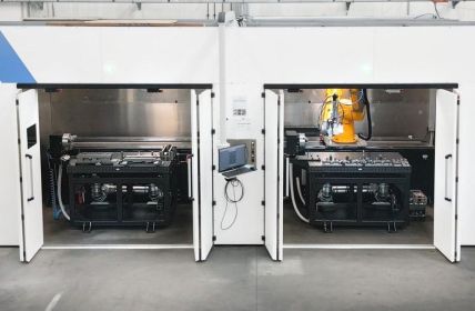 Effizientes automatisiertes Laserschweißen revolutioniert die Fertigung bei (Foto: Stäubli Tec-Systems GmbH Robotics)